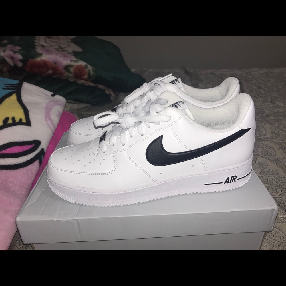 Nike Air Force 1